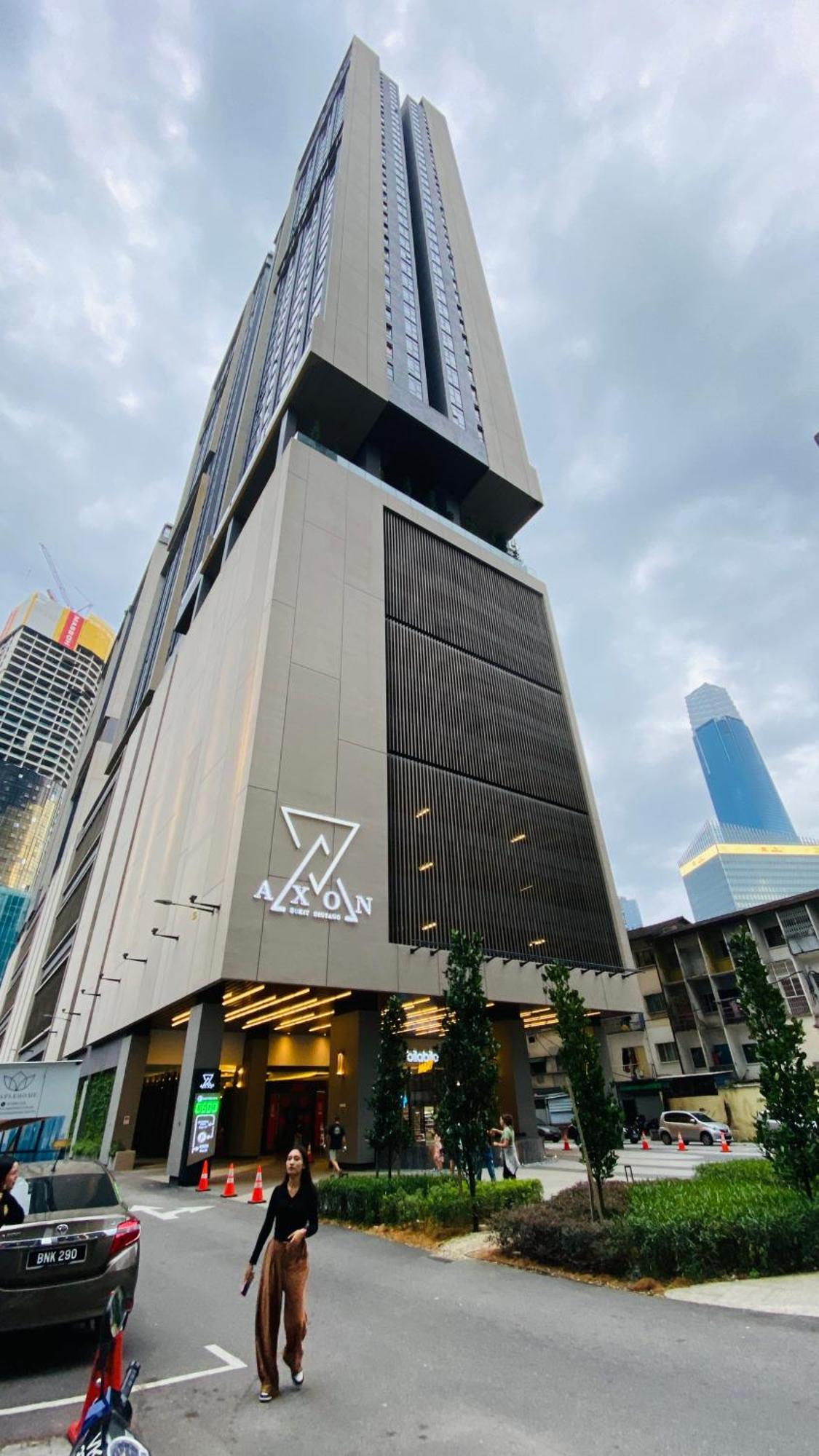 Axon Suites By Galaxy House Kuala Lumpur Bagian luar foto